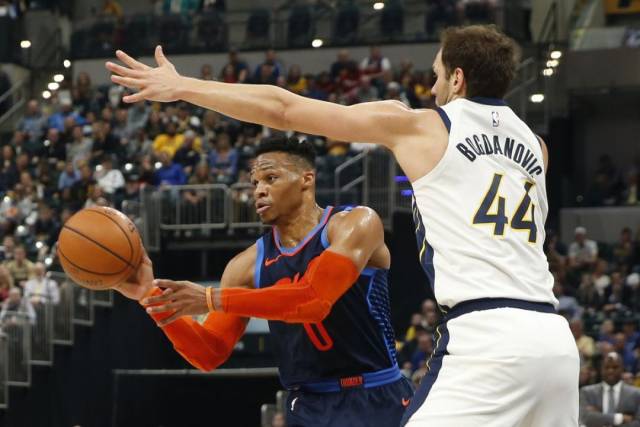 在同日创下 在同日创下